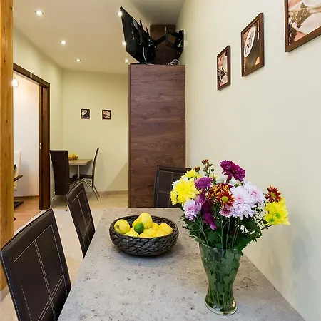 Vanilla 1 Apartment